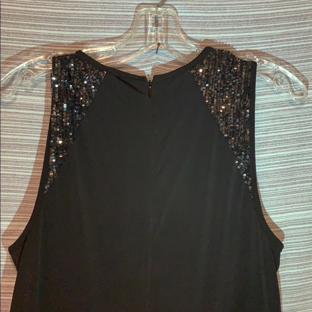 Dress - Picture 4 of 7